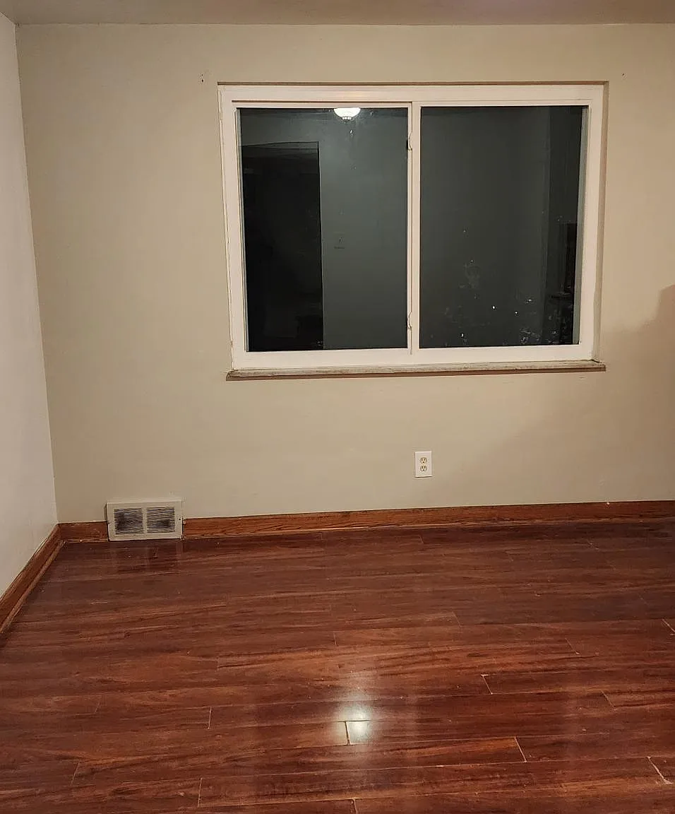 3 bed, $1,600 — Photo 4