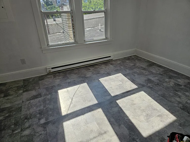 730 W Walnut St #3B — Photo 2