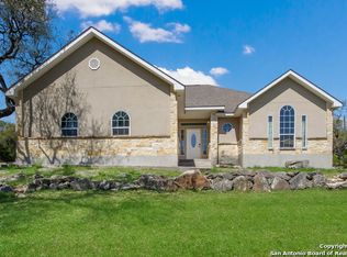 560 Lorne Rd, Canyon Lake, TX 78133