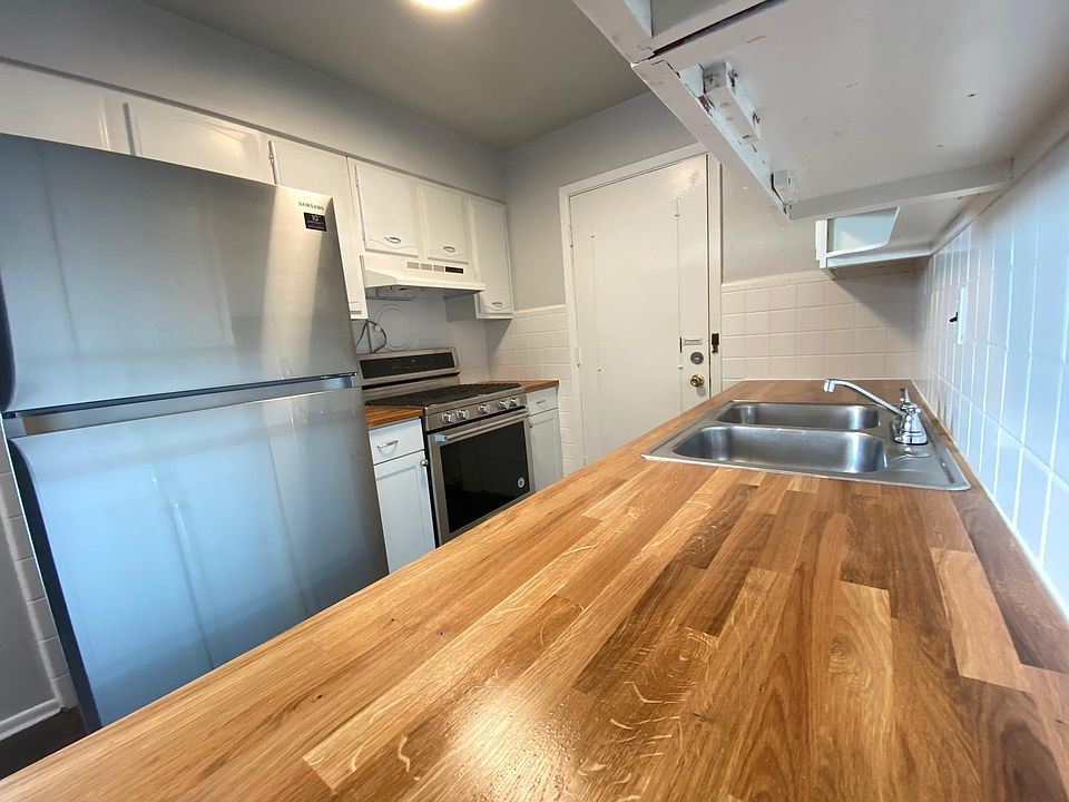 1st image of 3600 Hallmark Ln #B