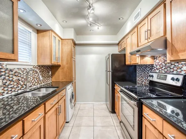 10536 Stone Canyon Rd APT 216, Dallas, TX 75230