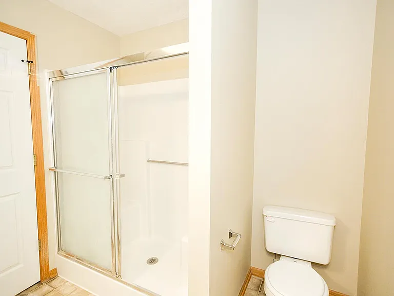 6910 Milan Dr — Photo 29