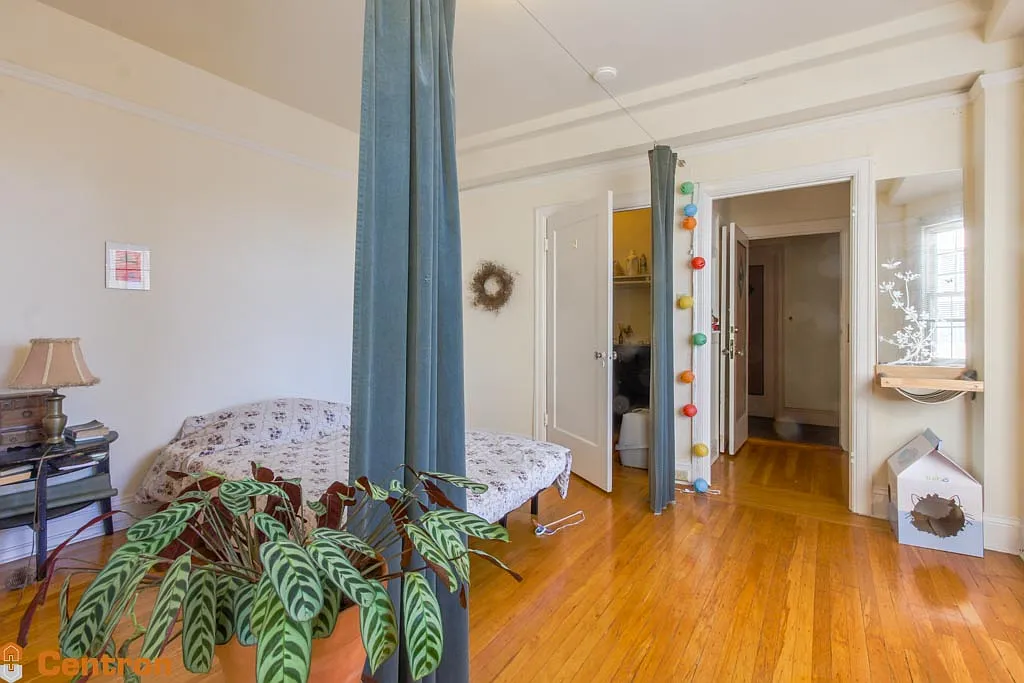 Studio, 500 sqft, $3,000 — Photo 3