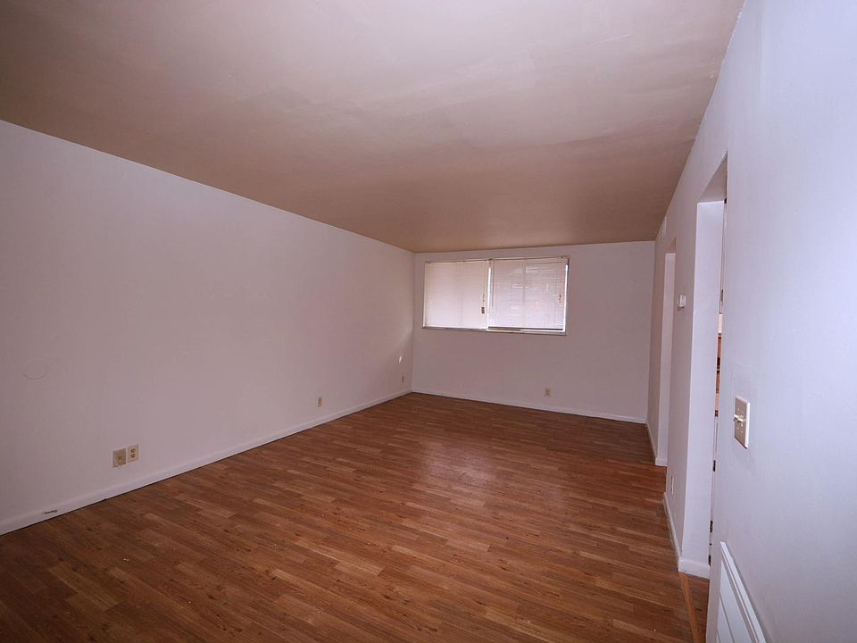1st image of 2759 Powell Dr APT 12
