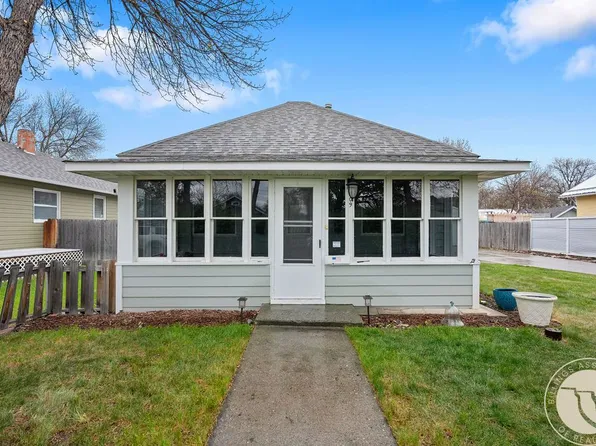 209 3rd Ave, Laurel, MT 59044