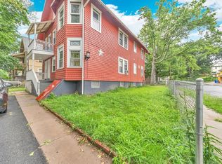 67-69 Dexter St, Springfield, MA 01105
