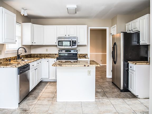 3rd image of 152 Scenic Harpeth Dr