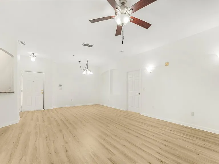 3351 Whitestone Cir #304 — Photo 9