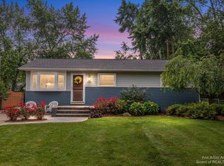 2437 Midvale St, Ypsilanti, MI 48197