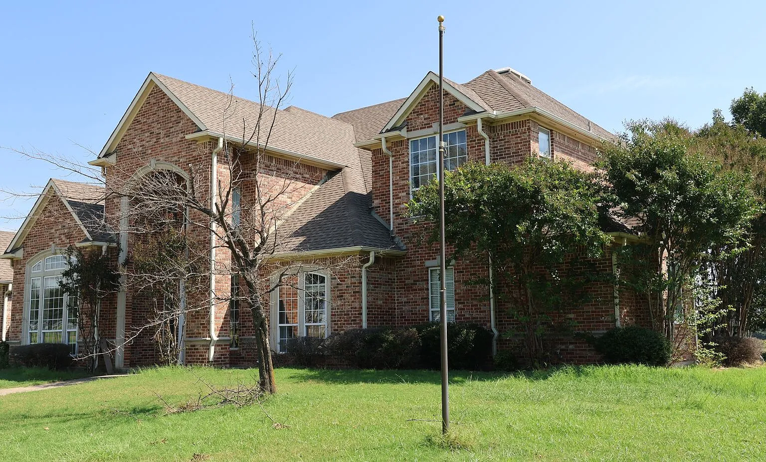 4 Bed 4 Bath with 20 Acres in Crossroads — Photo 3
