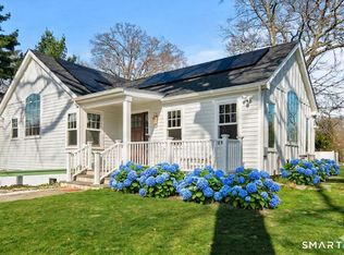 8 Ledge Road, Norwalk, CT 06853