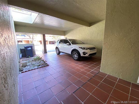 3rd image of 3827 Estepona Ave #11D4