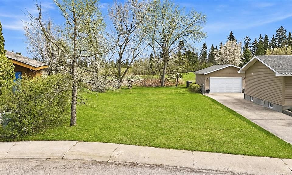 1st image of 223 Piper Dr