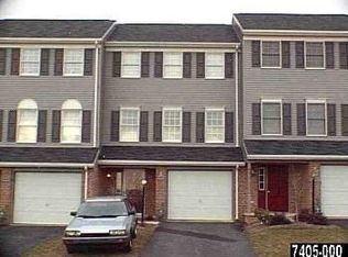 415 Harvest Dr, York, PA 17404