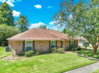 10802 Landsbury Ave, Baton Rouge, LA 70809