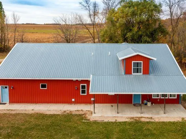 43374 Otter Tail Line Rd, Bertha, MN 56437