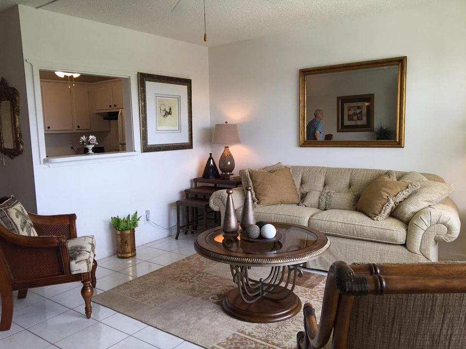 1st image of 432 Southampton B
