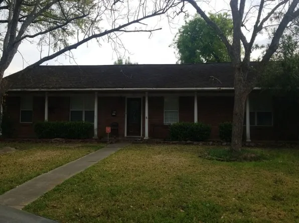 1907 Amy Dr, Baytown, TX 77520