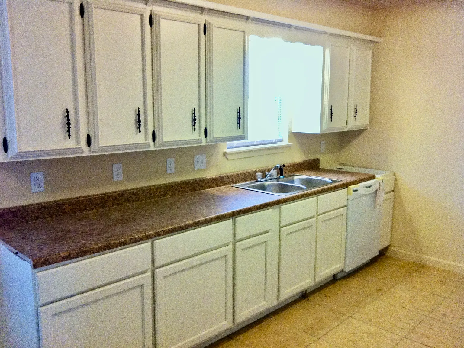 8508 S 81st West Ave — Photo 2