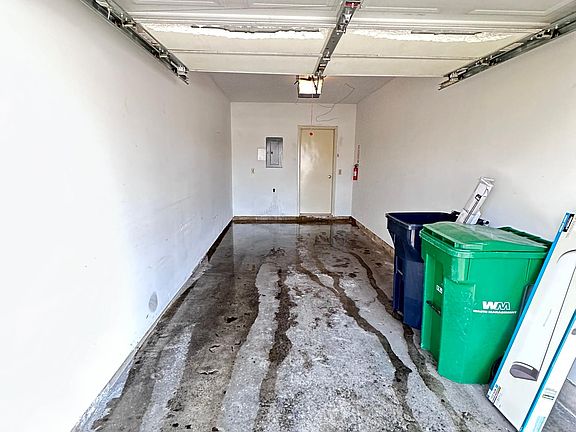 3rd image of 1871 Wildflower Ct