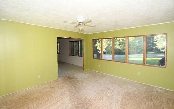 3rd image of 6540 169th Ln NW