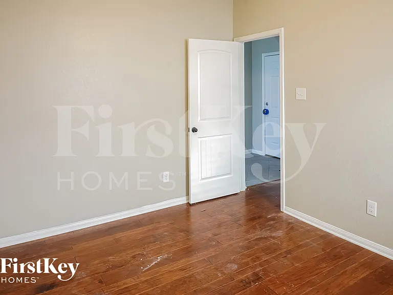 297 Country Crossing Cir — Photo 16