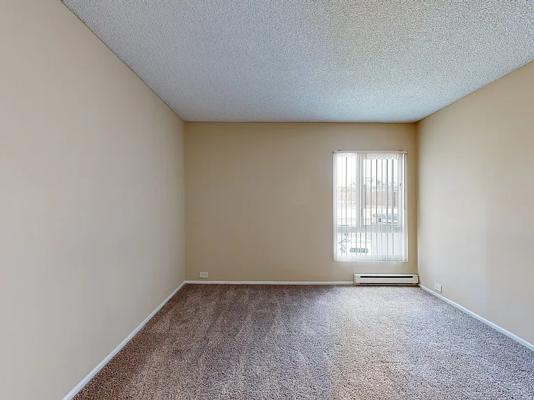 Eight 80 Newport Beach — Photo 110