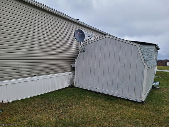 4th image of 134 Horseshoe Dr