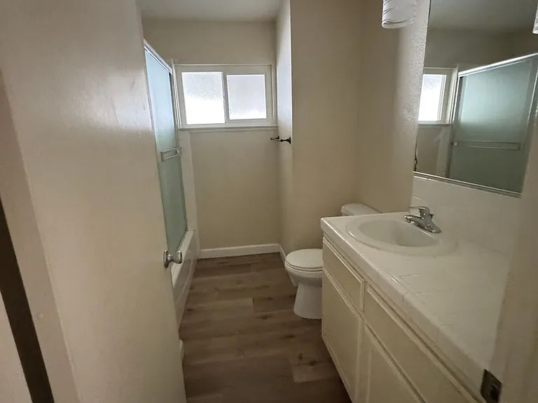 1651 Normandie St — Photo 9