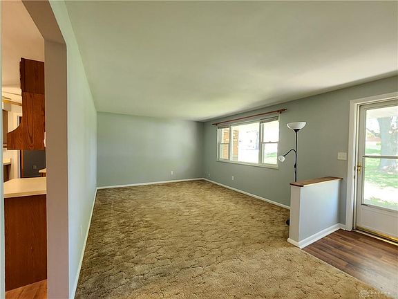 5th image of 9310 S Shroyer Dr