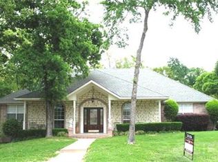 23 Jupiter Rd, Malakoff, TX 75148