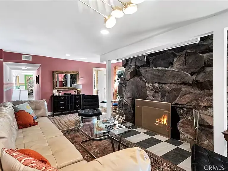 7445 Joshua View Dr — Photo 18