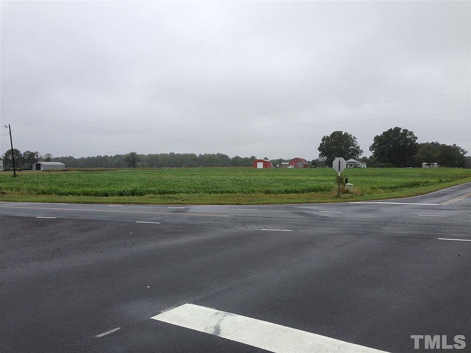 2nd image of 2112 Eddie Howard Rd