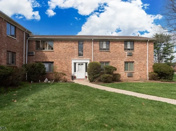 90C Troy Dr BLDG 90 #C, Springfield Twp., NJ 07081