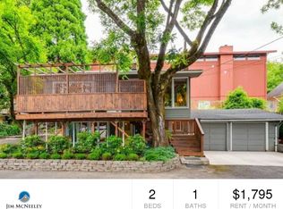 25 SW Hamilton Ct, Portland, OR 97239