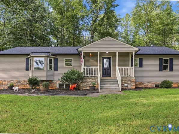 2678 Poplar Forest Dr, Powhatan, VA 23139