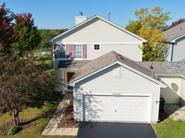 1858 S Fallbrook Dr, Round Lake, IL 60073
