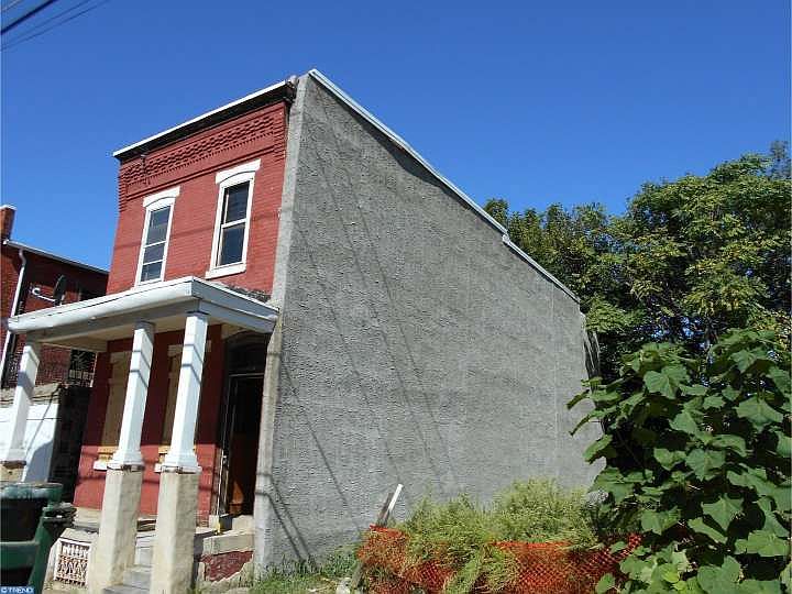 2nd image of 409 Chestnut St