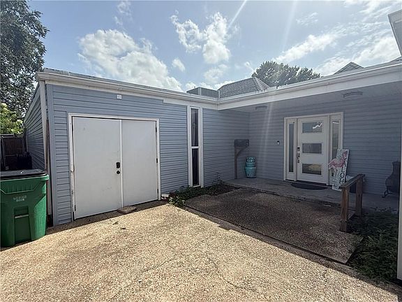 2nd image of 3608 45th St