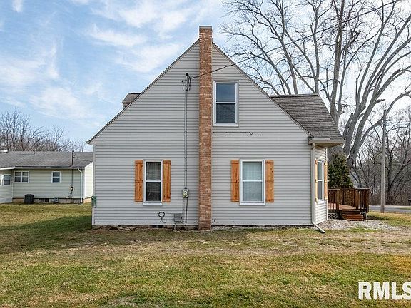 4th image of 308 E 6th St