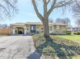 72 Toulon Cres, London, ON N5V 1J5