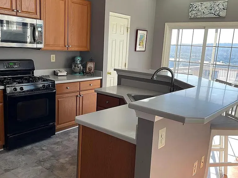 138 Madison Way — Photo 9