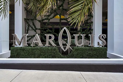 1100 Biscayne Blvd #5203 Photo 1