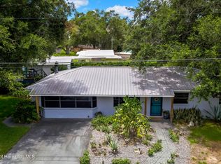 3415 Riverdale Dr, Dade City, FL 33523