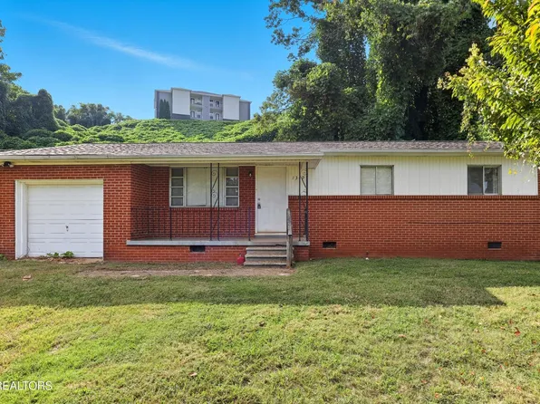 1349 Bertie Rand St, Knoxville, TN 37920