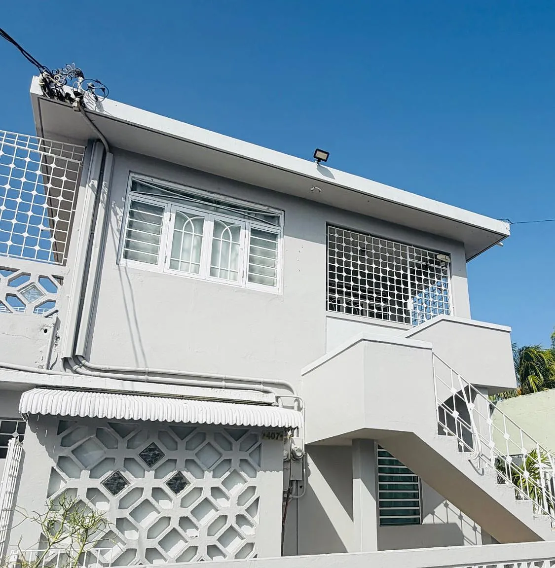 3 bed, 2.0 bath, 1400 sqft, $1,800 — Photo 3