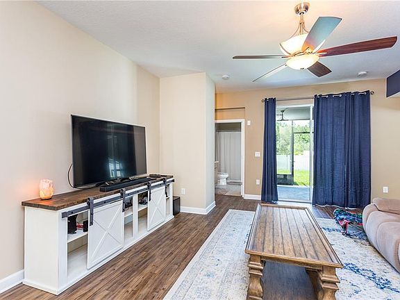5th image of 18756 Burndall Ct