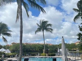 2562 Gardens Pkwy, Palm Beach Gardens, FL 33410