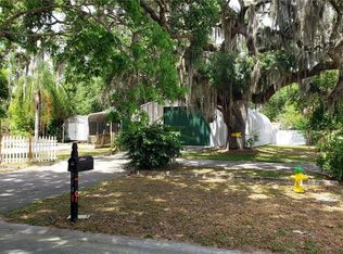 914 Edgedale Cir, Brandon, FL 33510