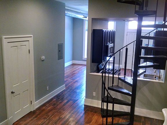 2nd image of 505 E 13th St APT 1